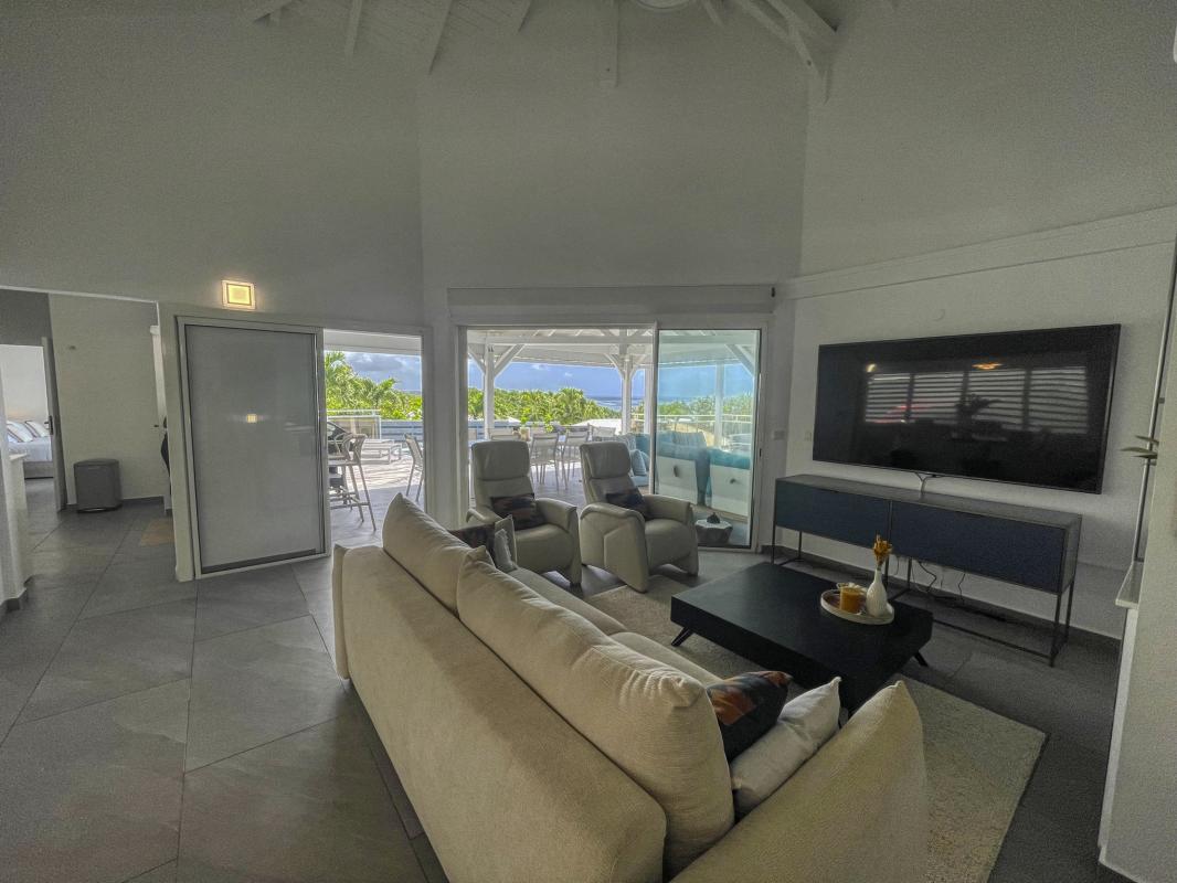18.Location villa piscine vue mer Sainte Anne Guadeloupe_Salon